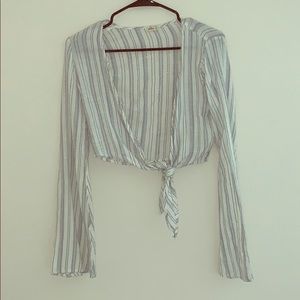 Hollister front tie bell sleeve top